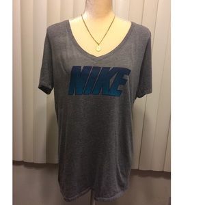 Short sleeve graphic Nike t-shirt